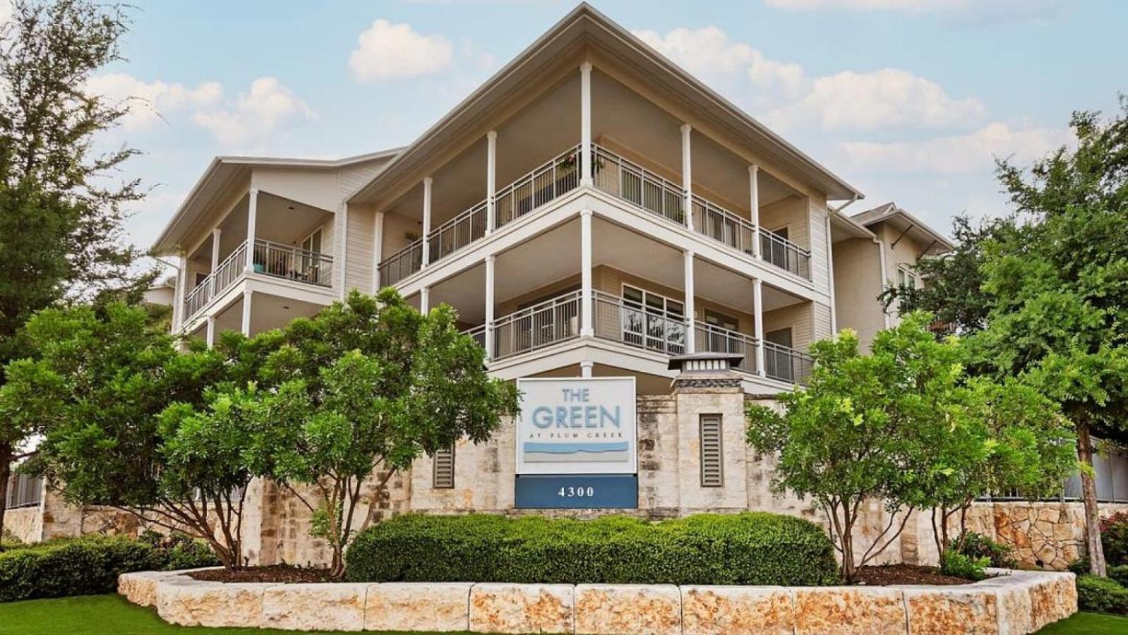 Landing At The Green At Plum Creek - 2 Bedrooms In ไคล์ ภายนอก รูปภาพ